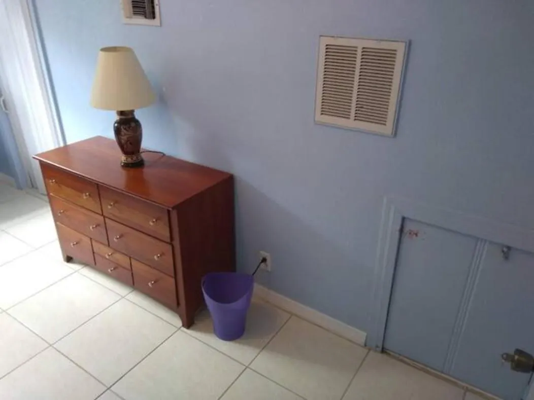 Lennys Hostel In Largo